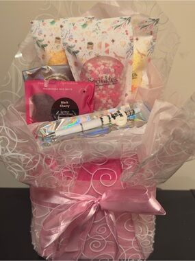 Pink Zebra Pink Gift Basket with Fragranced Melts & Sprinkles